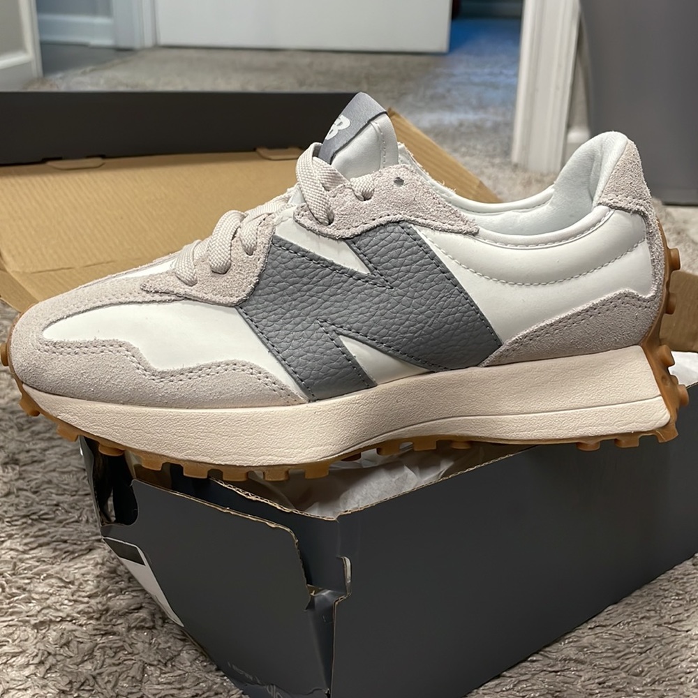 New Balance 327 Moonbeam with Shadow Grey U327LT - Picture 5 of 10